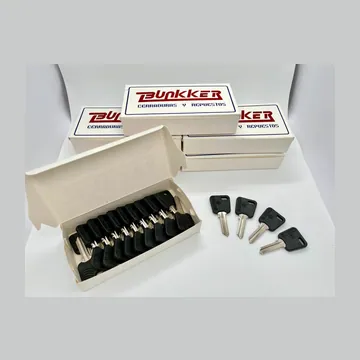 Llave en bruto 1000 universal Bunkker, cabeza plástica negra, paquete x 25
